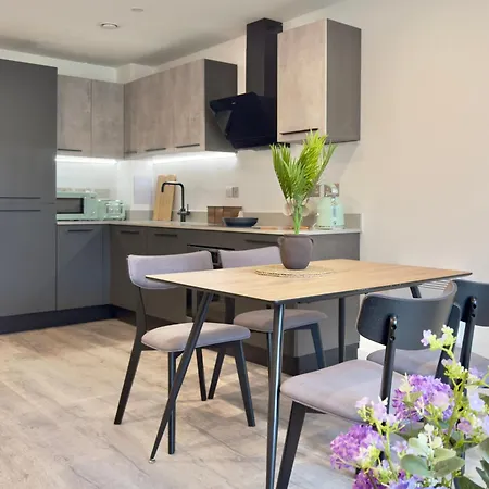 No 7 Apartment York